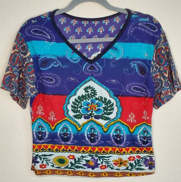 Colorful Crop Tee with Beadwork - Picture 10 of 10